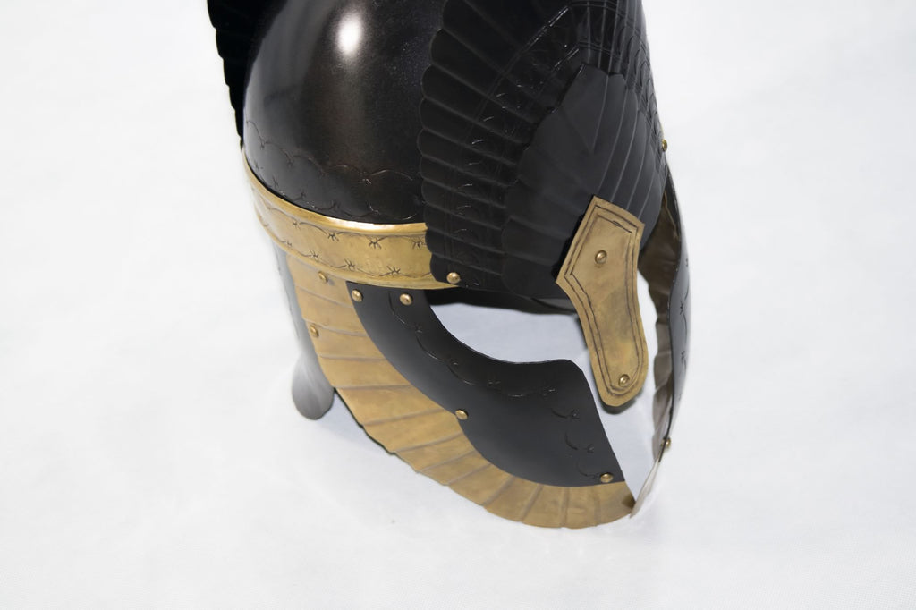 King's Helmet