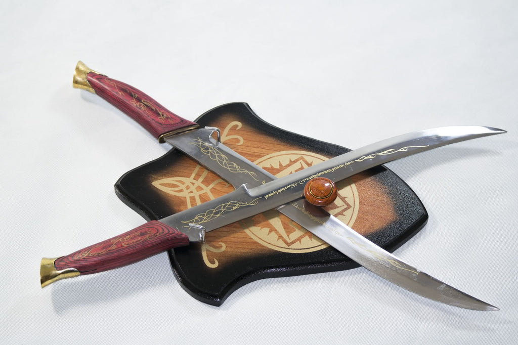 Knives of the Elf
