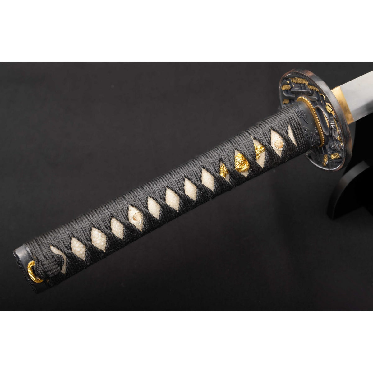 'Shogun's Red Rage' Tanto with 1095 Makuri Lamination