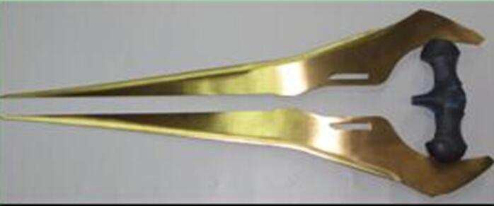 Double Bladed Fantasy Knife (Gold)