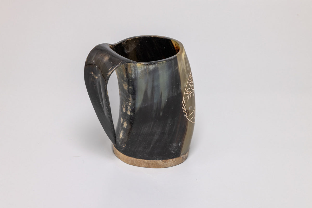 Natural Horn Tankard – Tree Design