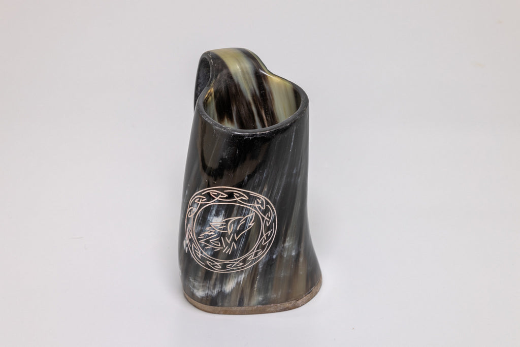 Natural Horn Tankard - Wolf Design