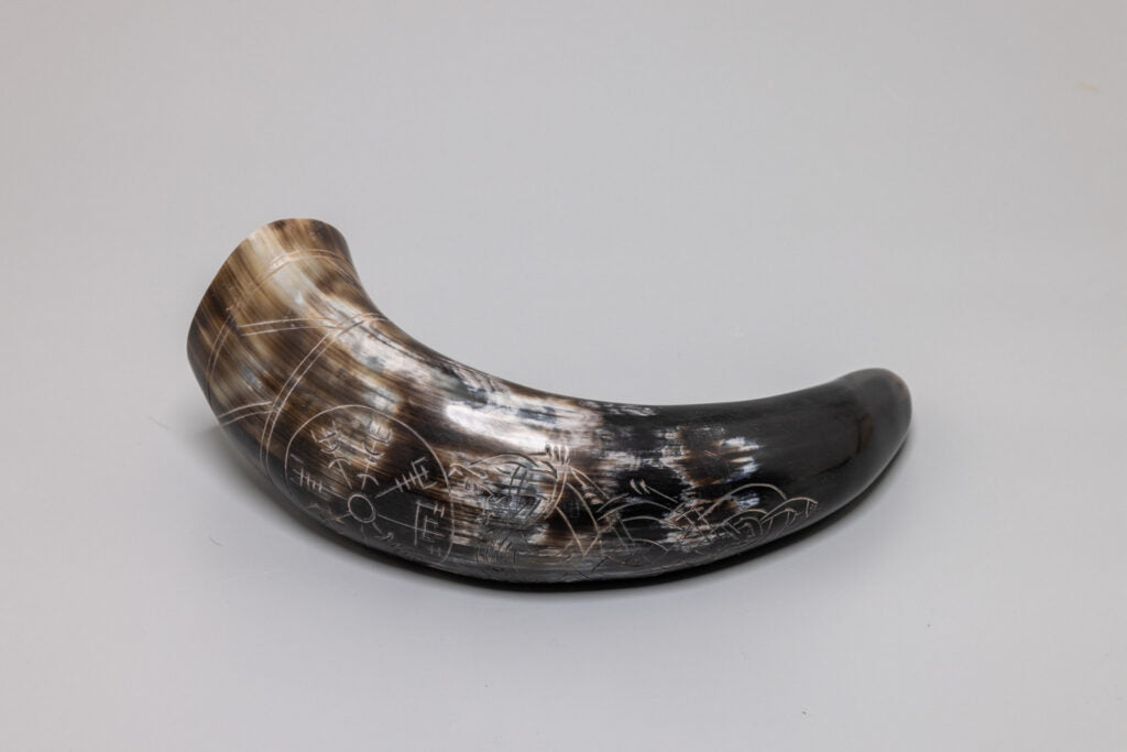 Natural Drinking Horn – Viking Compass Design