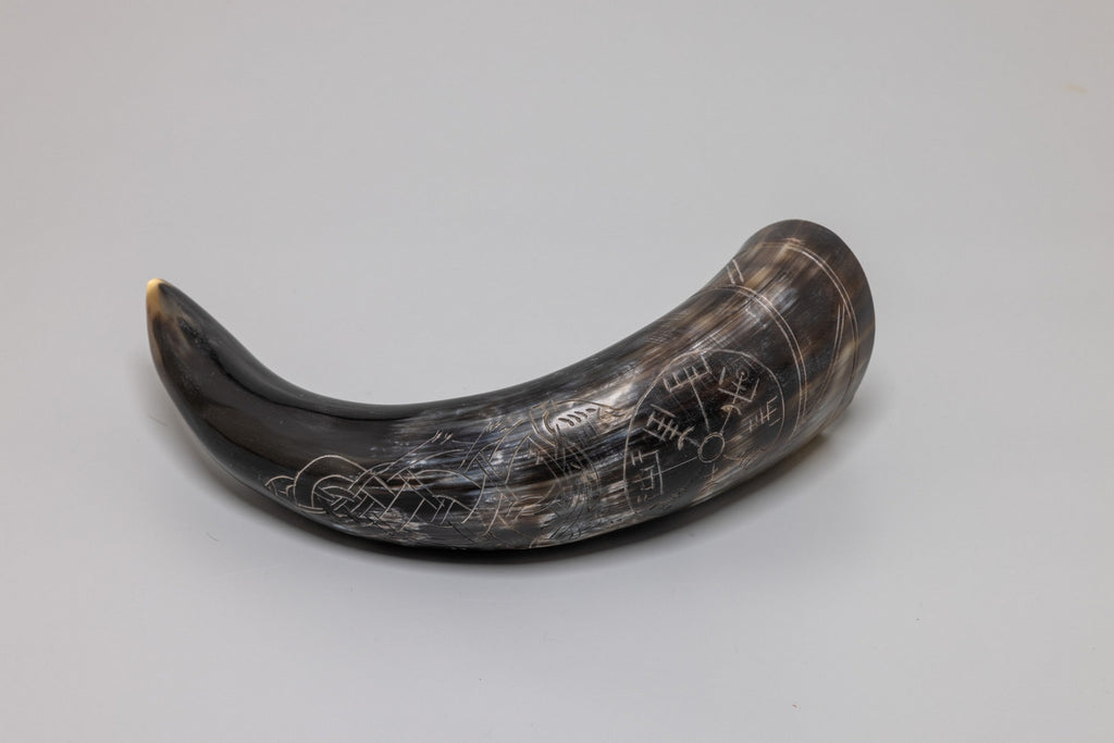 Natural Drinking Horn – Viking Compass Design