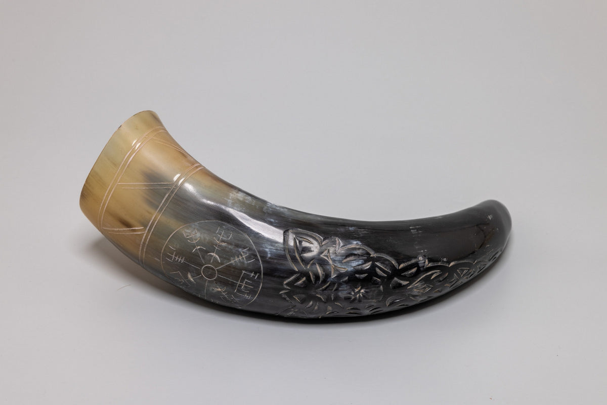 Natural Drinking Horn – Norse Compass and Knotwork Design