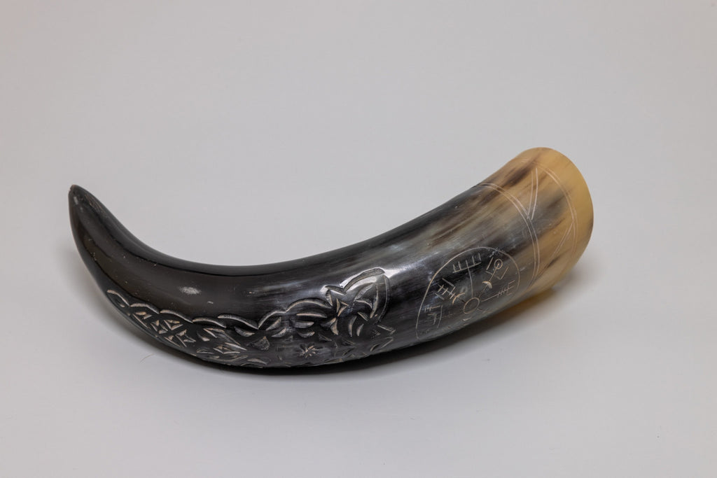 Natural Drinking Horn – Norse Compass and Knotwork Design
