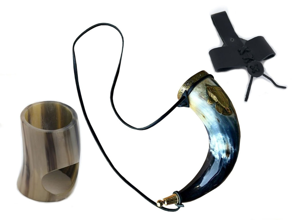 Direwolf Wolf Drinking Horn with All Accessories