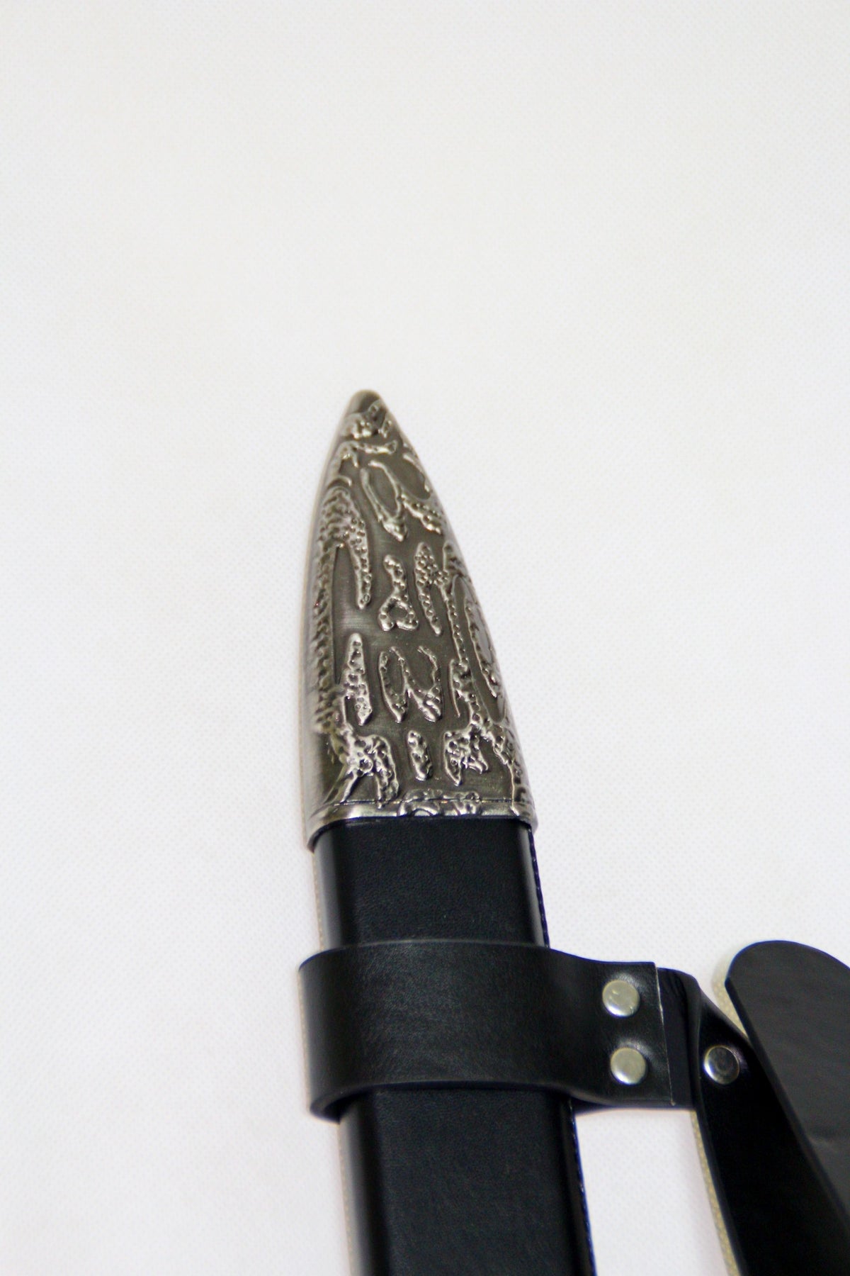High Quality 3rd Version - Horizontal Guard Wolf Pommel Sword