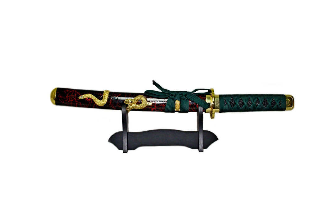 Tanto with Coiling Snake