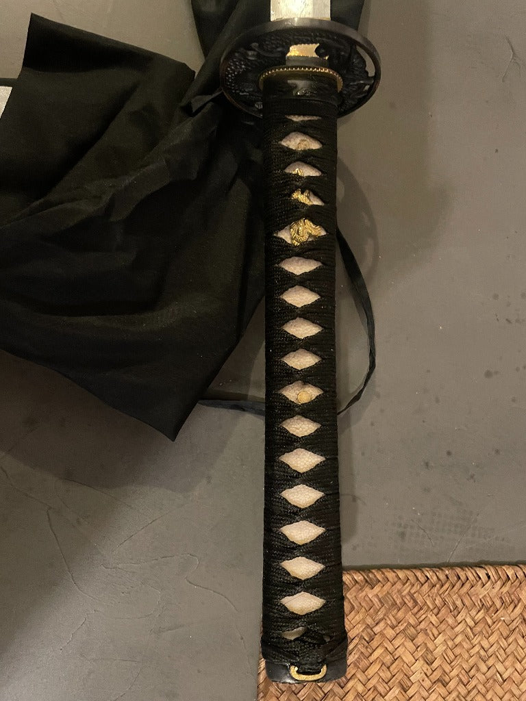'Dragons Fury' Handmade Katana with 1095 Soshu Kitae Lamination