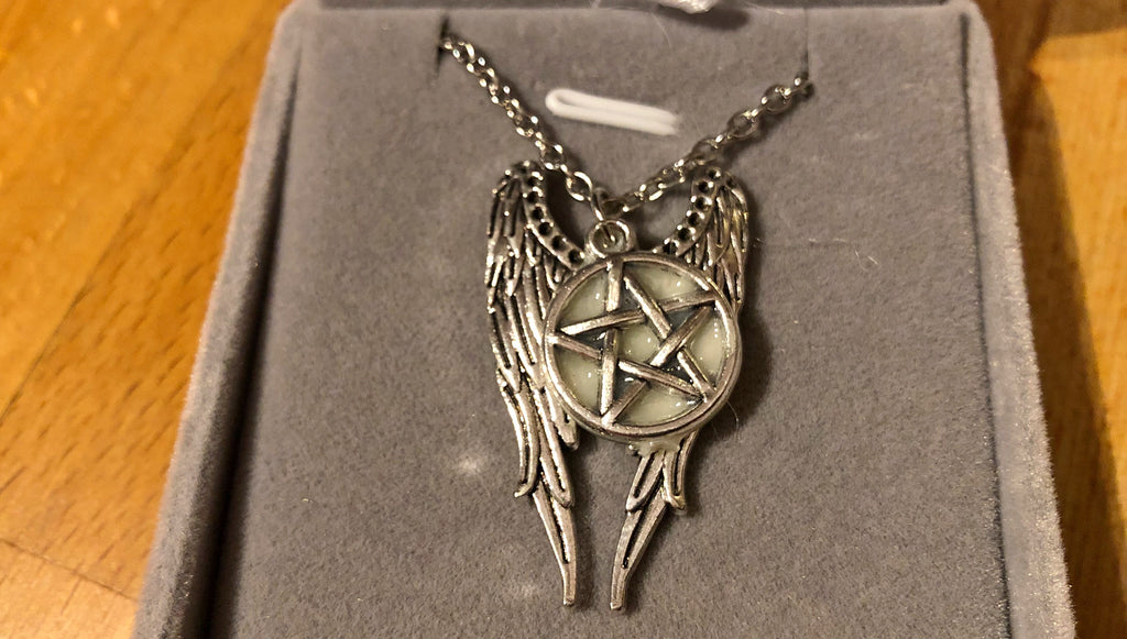 Pentagram with Wings Pendant in Box