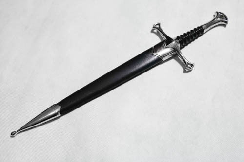 Free Mini Reforged Sword of the King When You Spend £89 or More