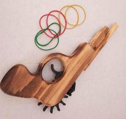 Elastic Band Gun