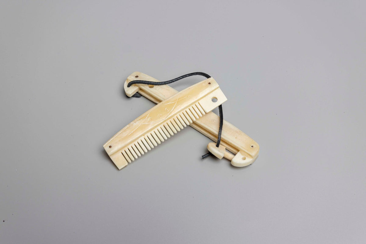 Natural Horn Comb