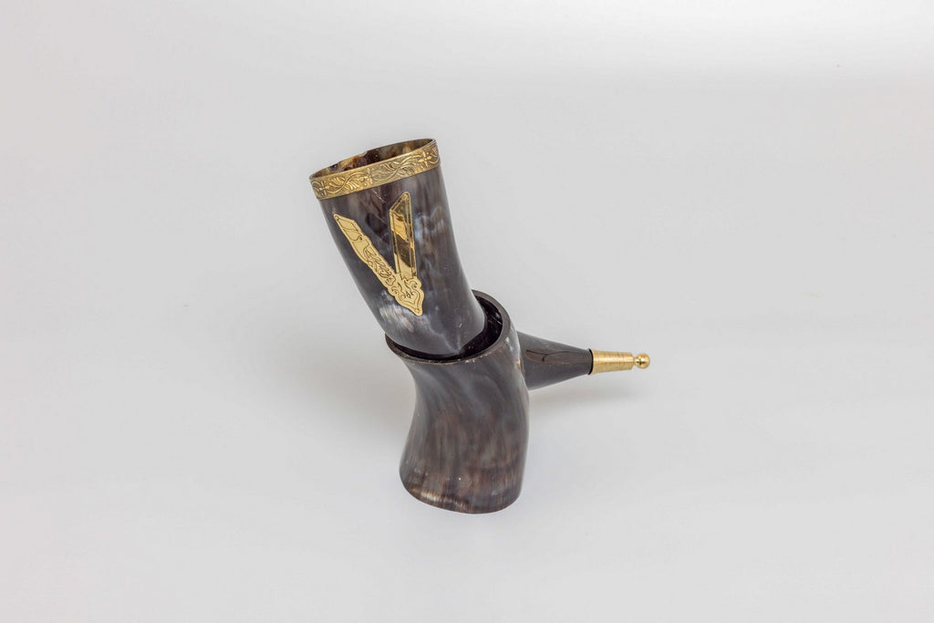 'V' for Viking Drinking Horn with Natural Horn Table Stand