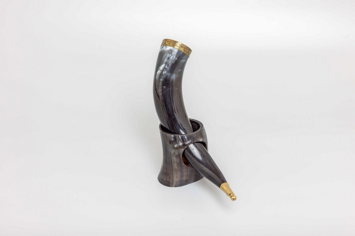 'V' for Viking Drinking Horn with Natural Horn Table Stand