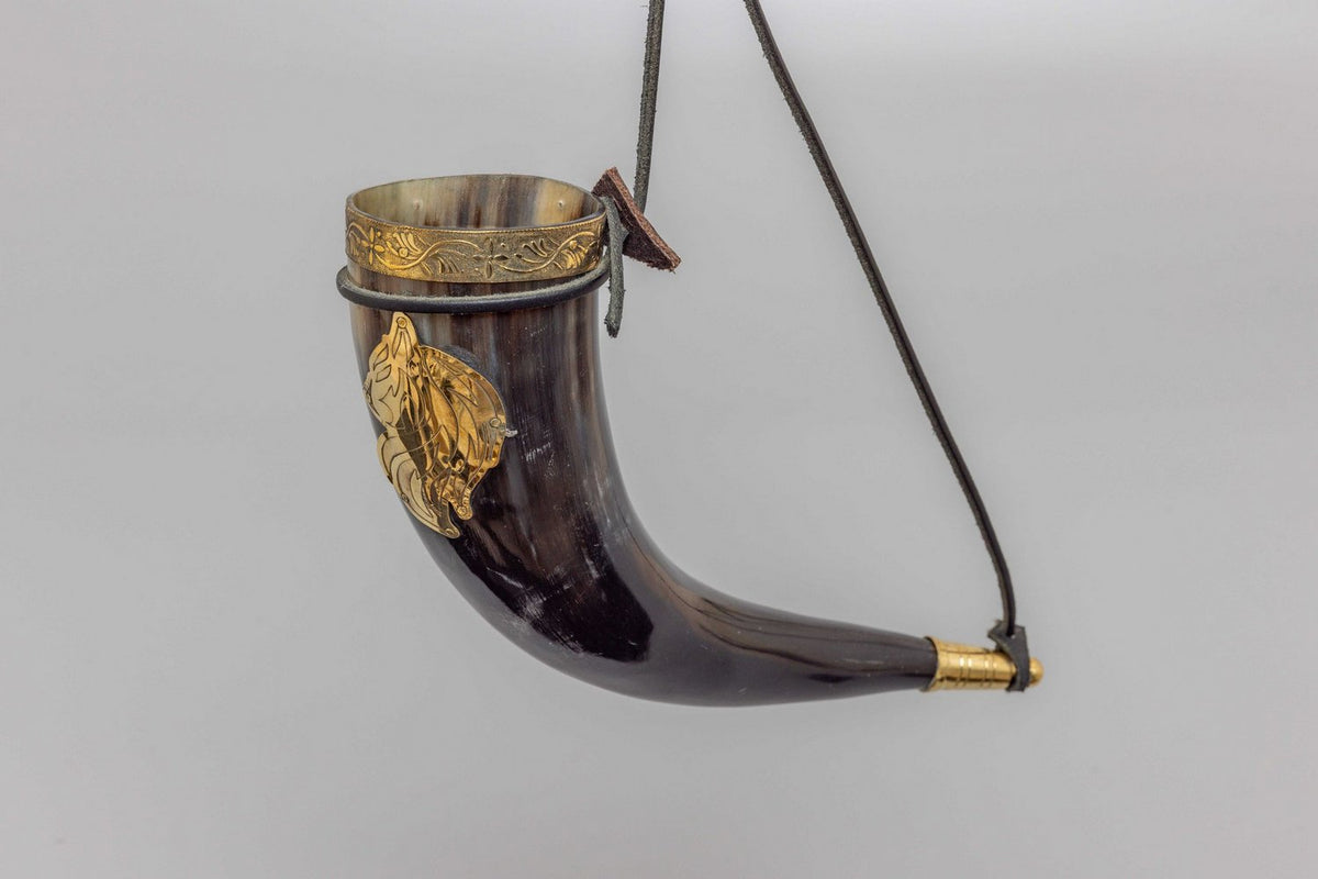 Direwolf Wolf Drinking Horn with Leather Strap