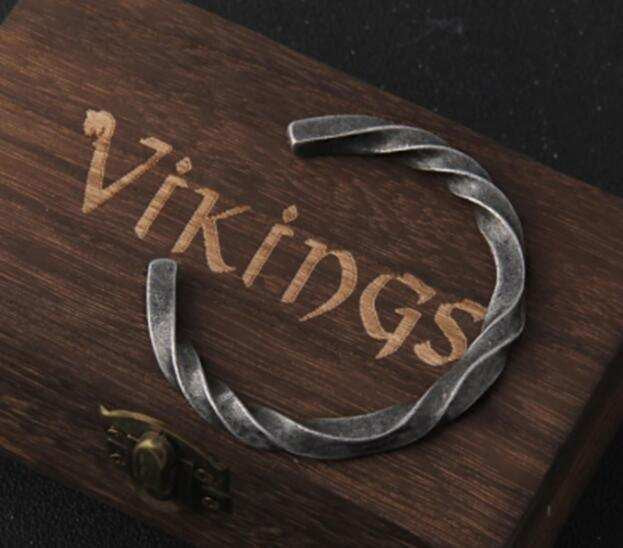 Blacksmith Style Viking Bracelet in Viking Pouch
