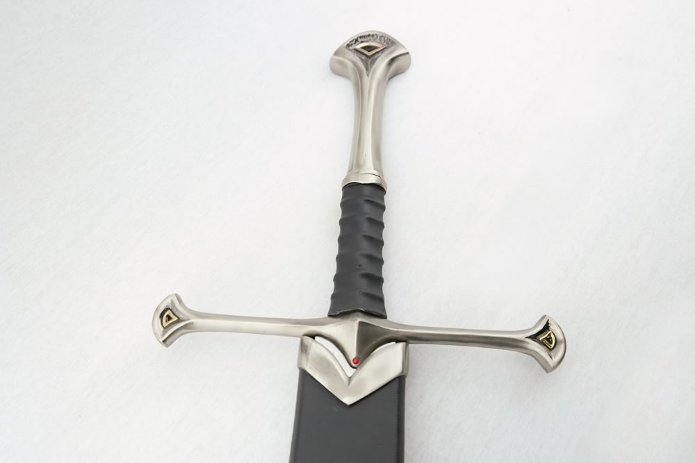 Reforged Sword of the King (in a sheath)