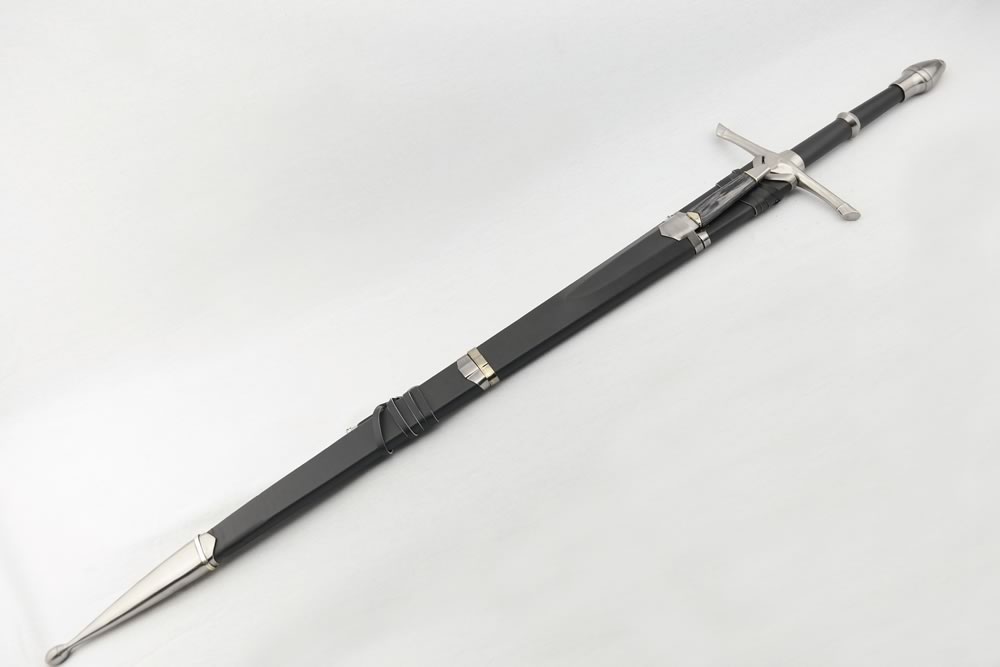 Ranger Sword (in a sheath)
