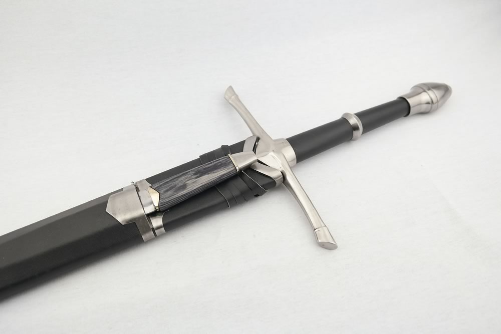 Ranger Sword (in a sheath)