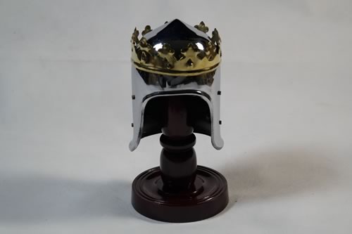 Mini Robert The Bruce Helmet With Stand