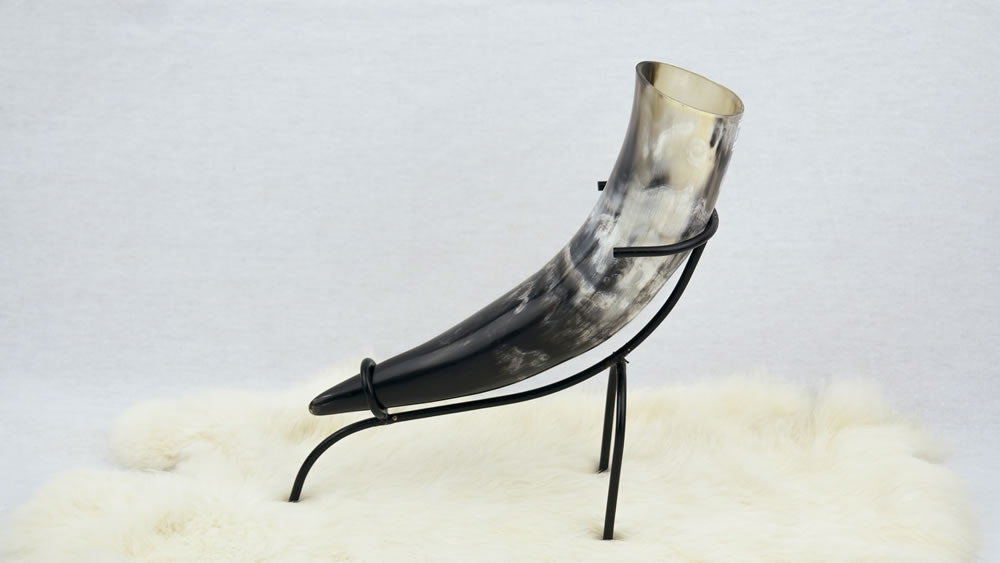 Genuine Horn Drinking Horn with All Accessories