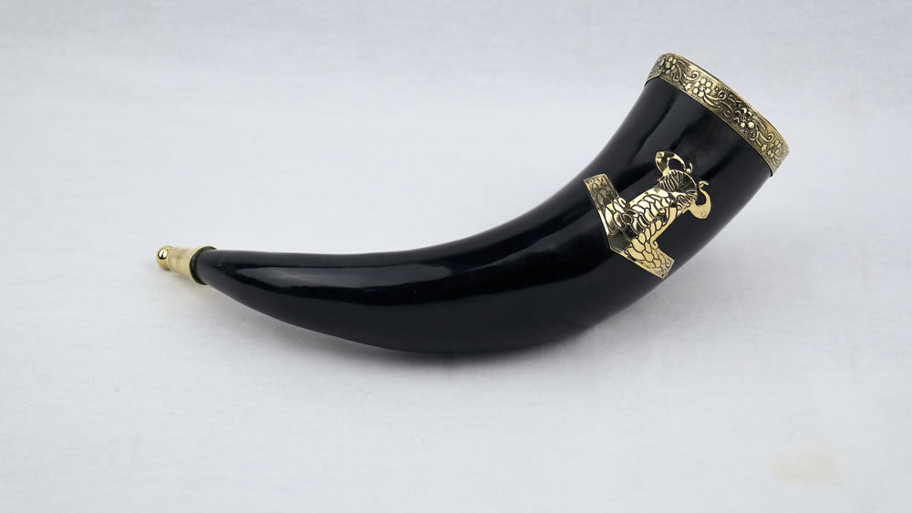 Thor Horn with Leather Belt Frog
