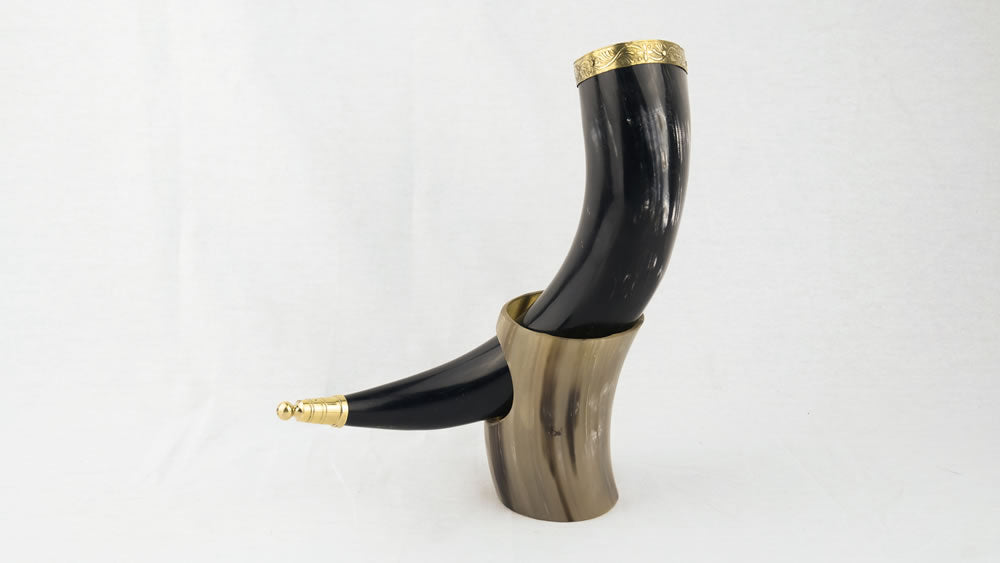 Horn with Metal Fittings and All Accessories