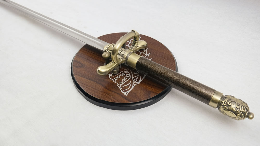 Young Female Assassin Sword with Plaque and Sheath