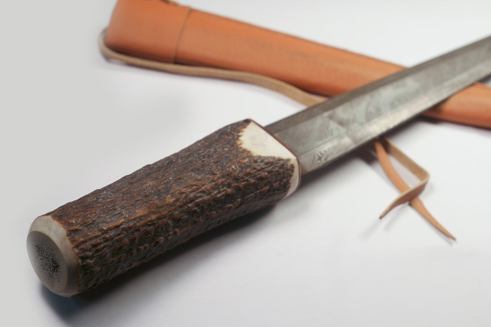 Scottish Dirk with Genuine Stag Antler Handle (Damascus Steel)