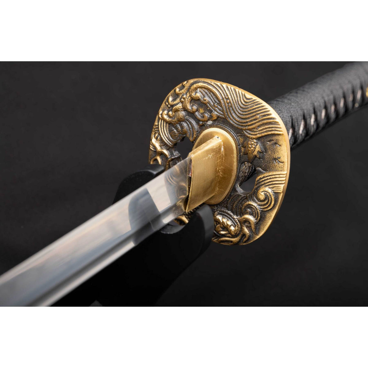 ‘Kōyō’ Handforged Katana in 1095 Clay Tempered Tsuba 2