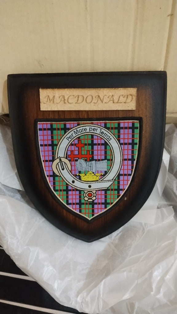 Macdonald clan crest plaque - Reduced item - №18